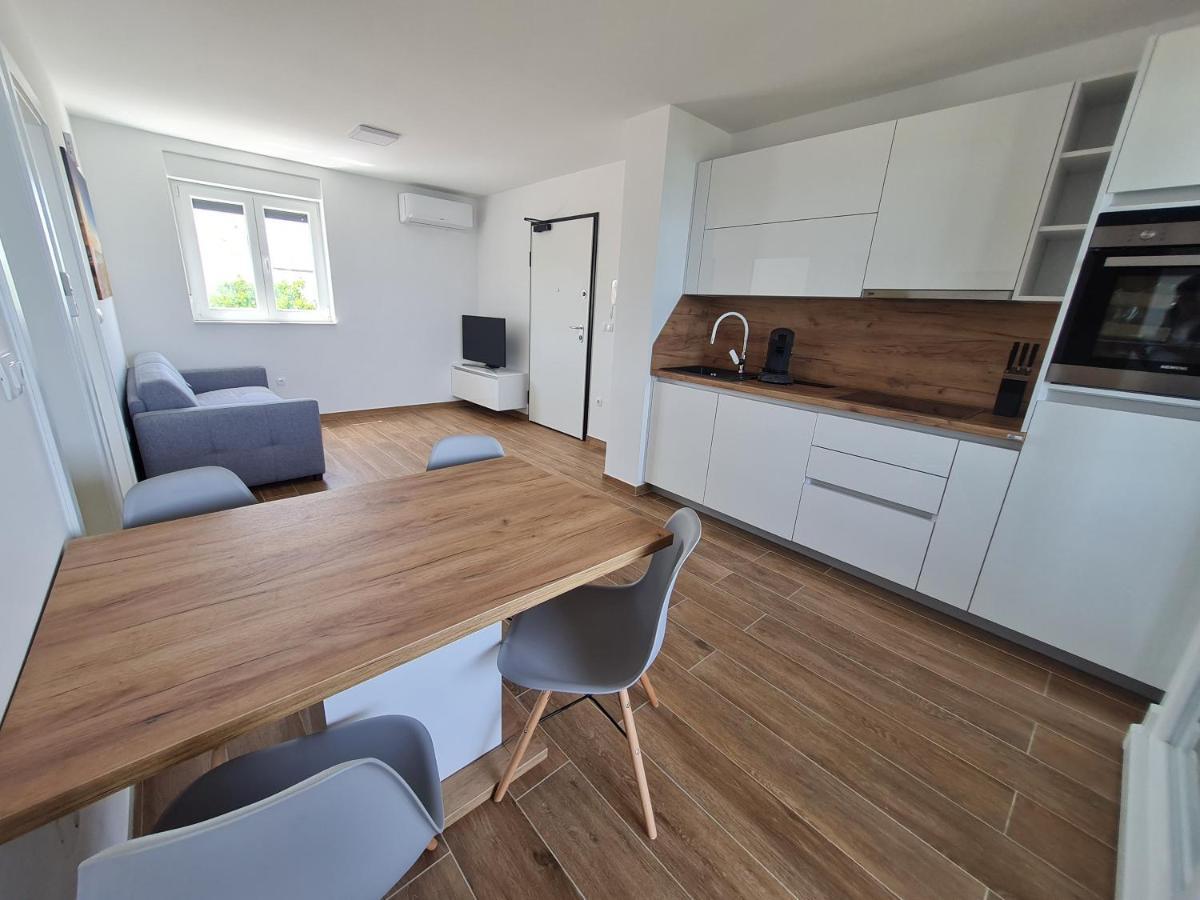 Apartmani Adria Nin Exterior foto