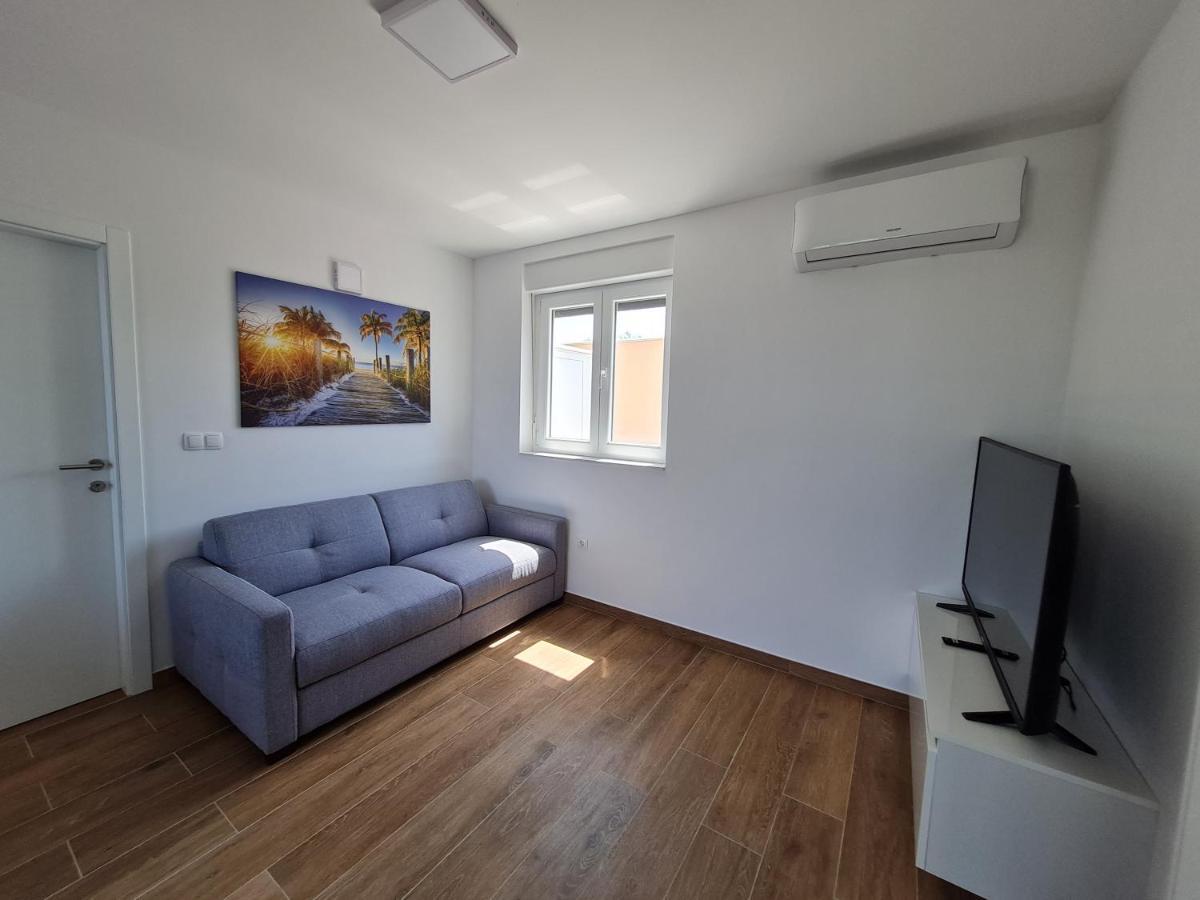 Apartmani Adria Nin Exterior foto