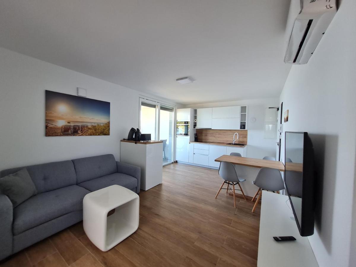 Apartmani Adria Nin Exterior foto