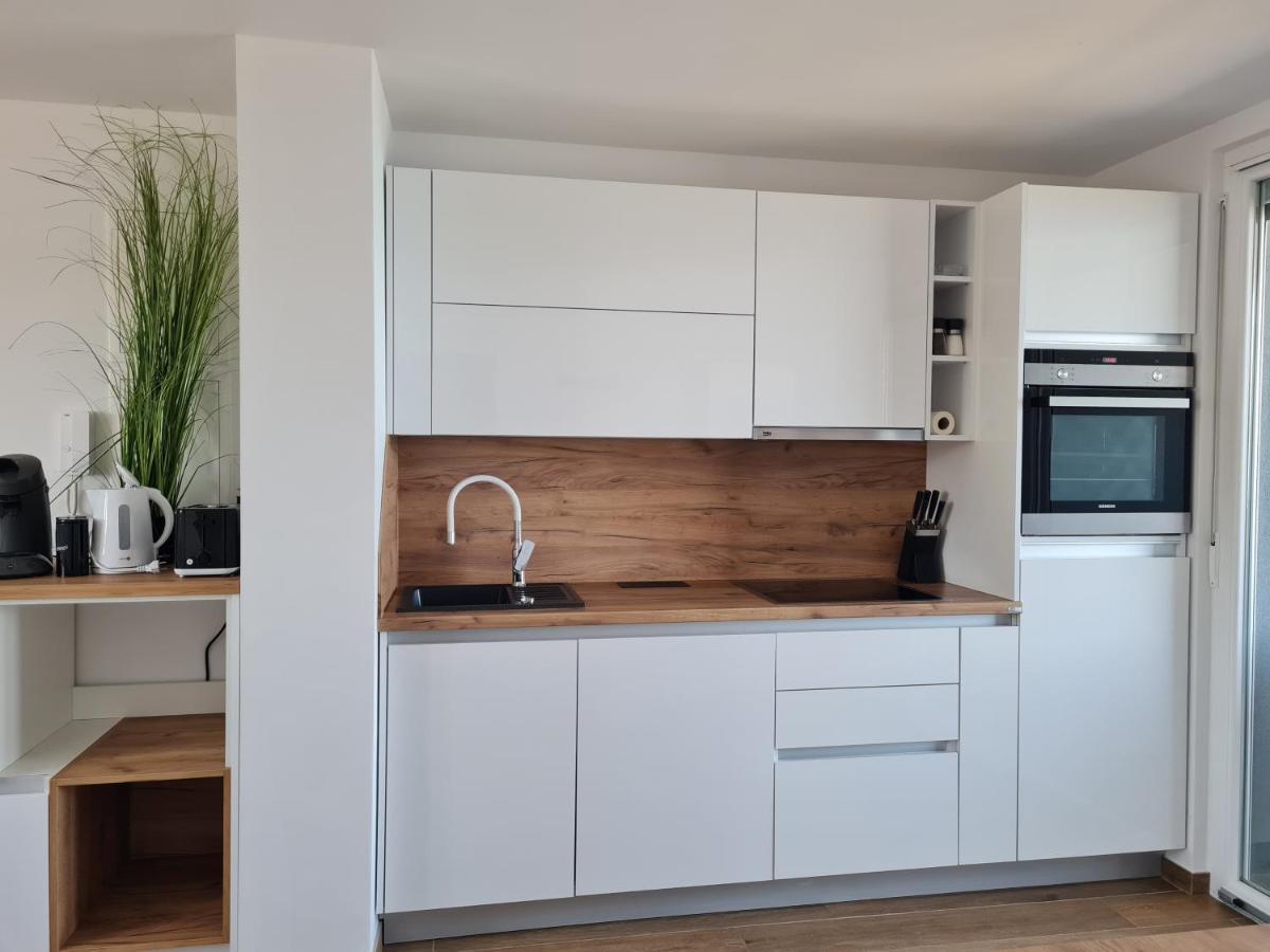 Apartmani Adria Nin Exterior foto